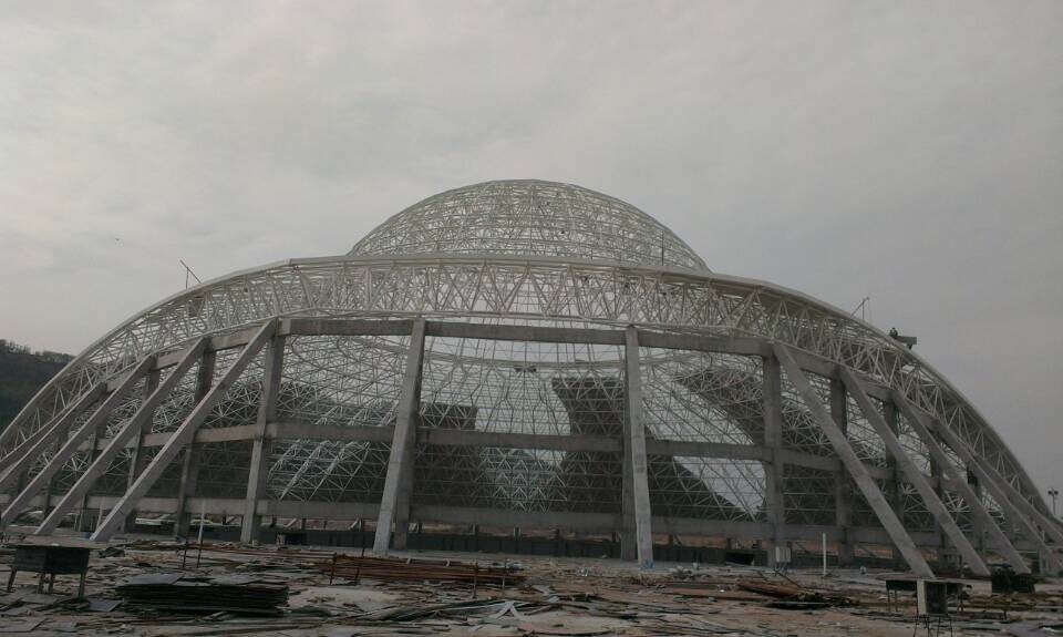 普兰店体育场馆网架工程